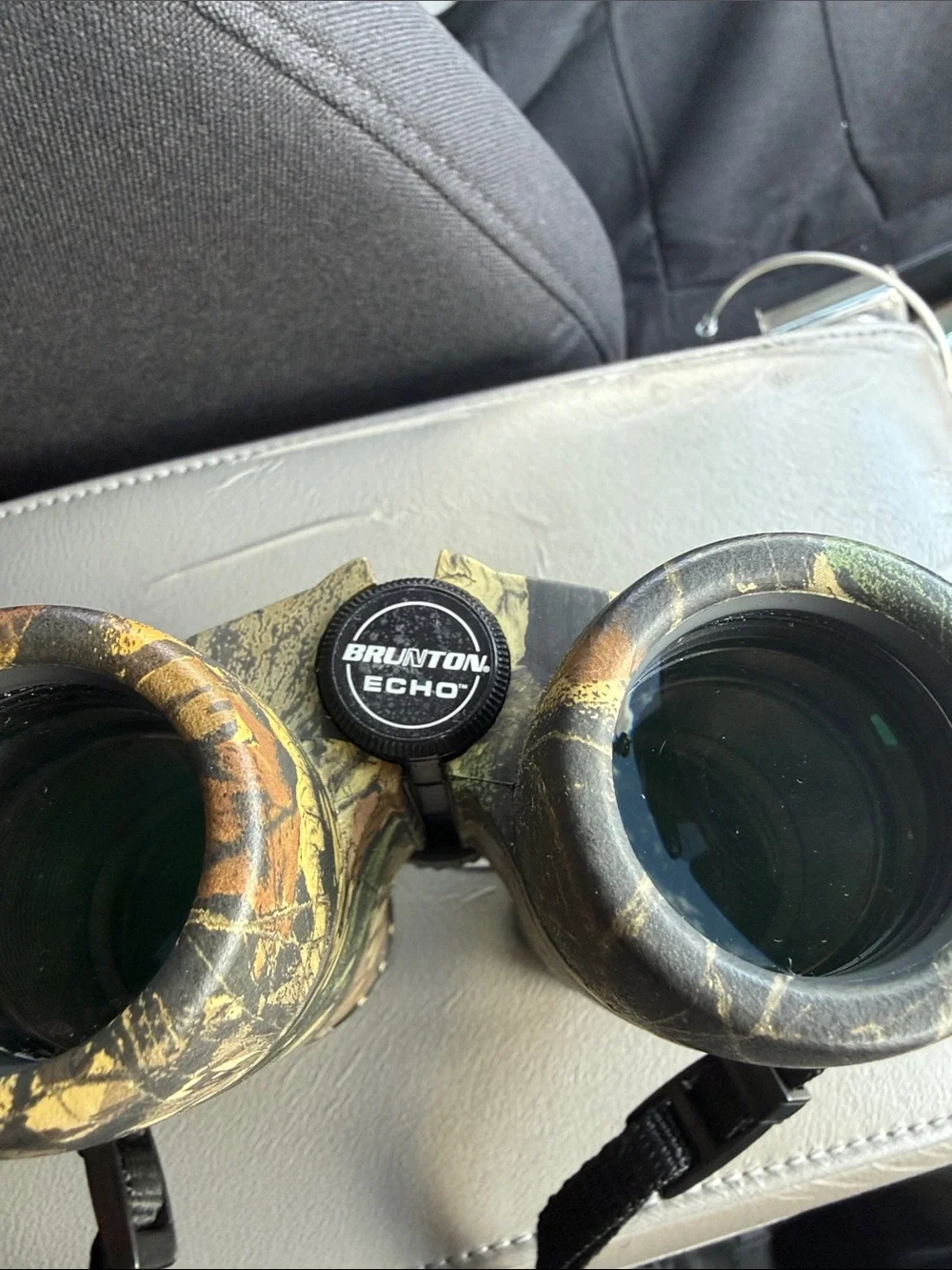 N/A 10x32 binoculars